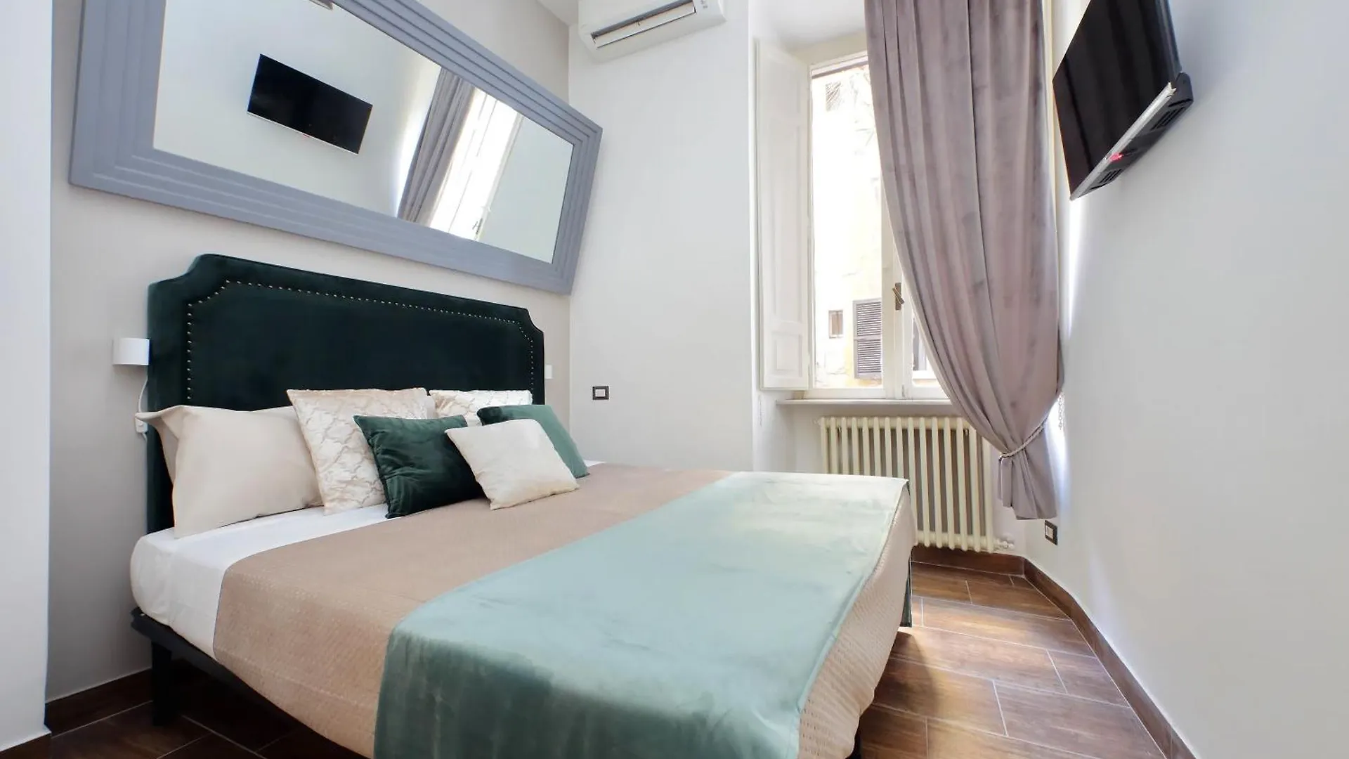 Elegant And New 3 Bedrooms Apt Near S. Peter! Rome 0*,  Italy