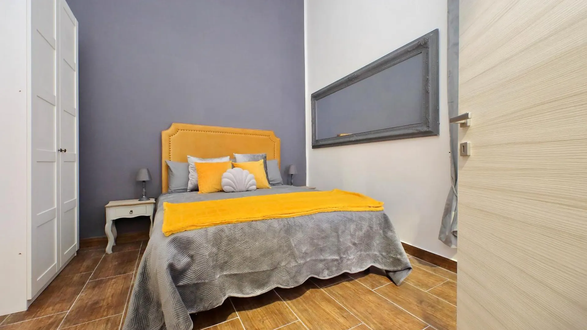 Elegant And New 3 Bedrooms Apt Near S. Peter! Rome Italy