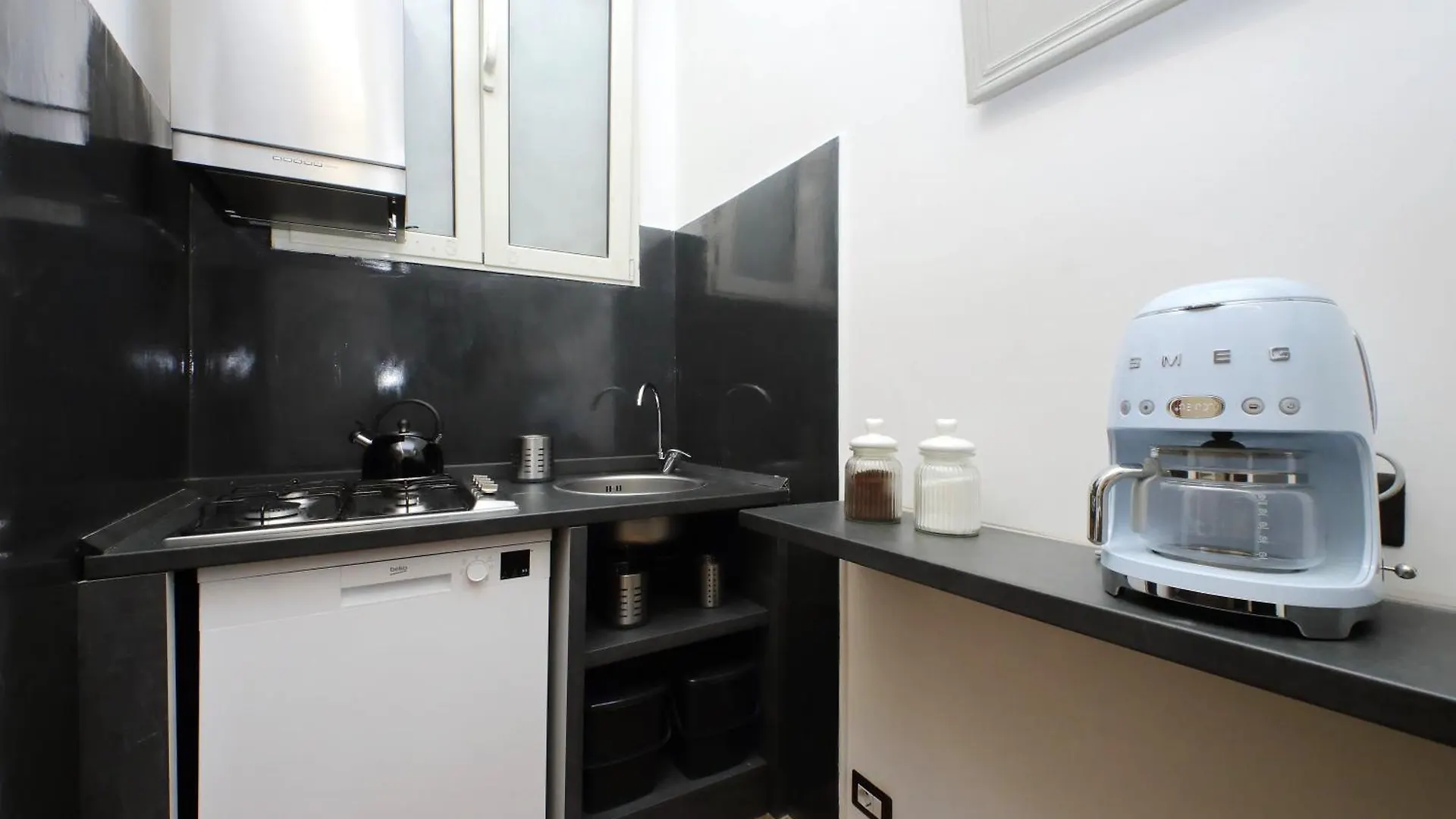 Elegant And New 3 Bedrooms Apt Near S. Peter! Rome 0*,  Italy