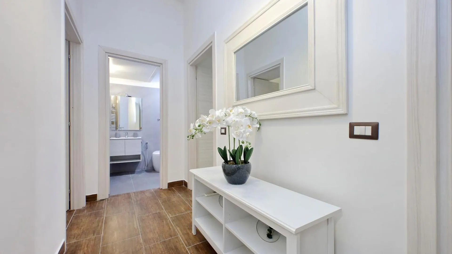 アパート Elegant And New 3 Bedrooms Apt Near S. Peter! ローマ イタリア